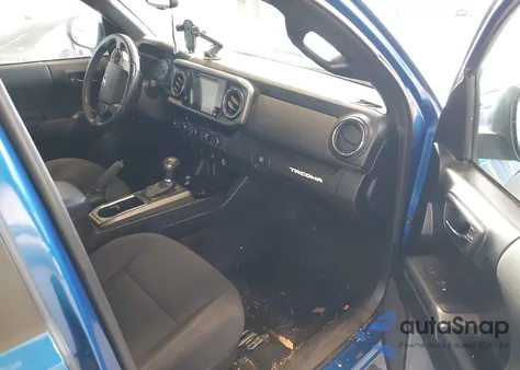 2017 Toyota Tacoma Trd Sport z USA, uszkodzony, nr VIN 3TMCZ5AN6HM069813